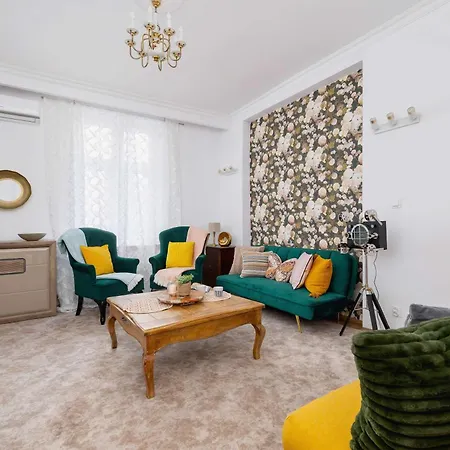 Apartmán Sloneczny 2 Sypialnie, Biurko & Klimatyzacja By Rent Like